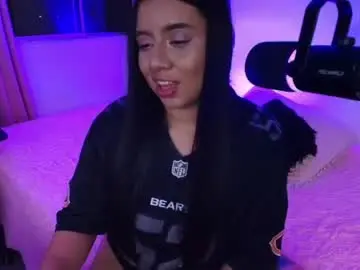 Geminis11  live sex cam