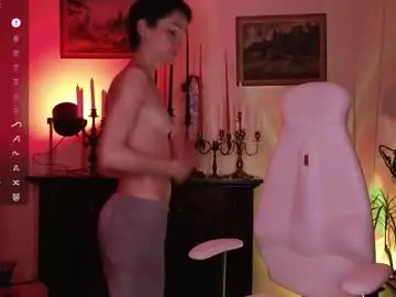 Litllle_alis_a  live sex cam