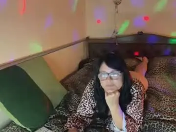 Oxixlove  live sex cam