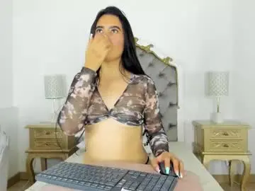 Paulina_lux  live sex cam