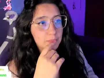 Tellme_maddie  live sex cam