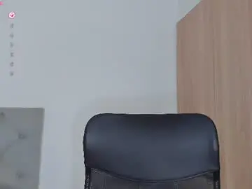 Delicious_girl4u_  live sex cam