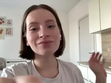 Geniebarrott  live sex cam