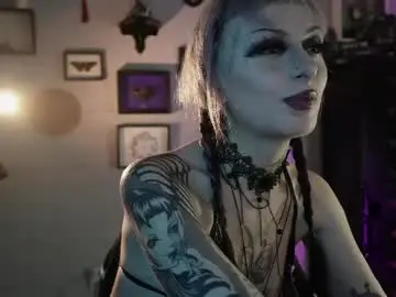 Insania_999  live sex cam