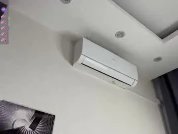 Karlenegries  live sex cam