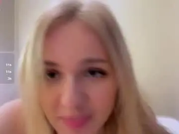 Karlenegries  live sex cam