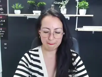 Lauryn_jones  live sex cam