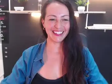Lauryn_jones  live sex cam