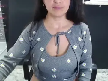 Lauryn_jones  live sex cam