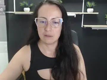 Lauryn_jones  live sex cam