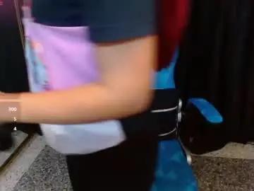 Linger_3_9  live sex cam