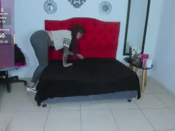 Sofi_f_w  live sex cam