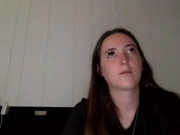 Summerlee9  live sex cam
