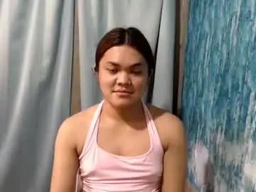 Urhottie_bella  live sex cam