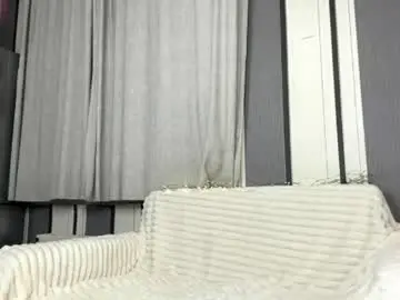 Astralmelodyys  live sex cam