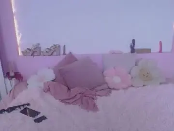 Cristinnray  live sex cam