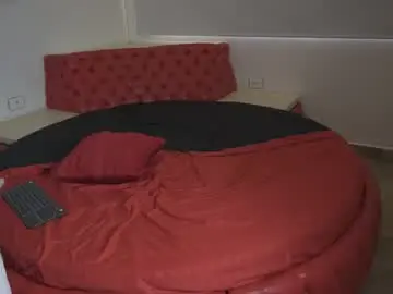 Dasha_volkova  live sex cam