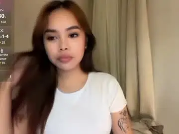 Expensivesienna  live sex cam