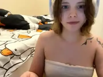 Minnalenoch  live sex cam