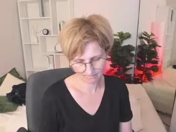 Paris_cherry  live sex cam