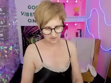 Paris_cherry  live sex cam