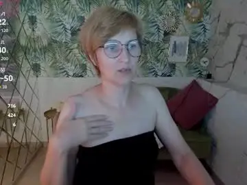 Paris_cherry  live sex cam