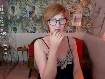 Paris_cherry  live sex cam