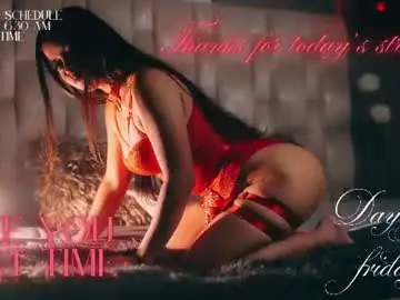Pucca_moon  live sex cam
