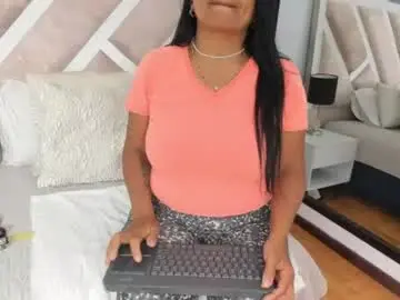 Raquell_moore  live sex cam
