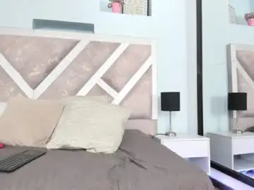 Raquell_moore  live sex cam