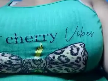 Shaddaiidirtii  live sex cam