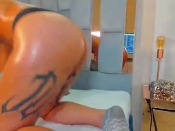 Sussy_lonndun  live sex cam