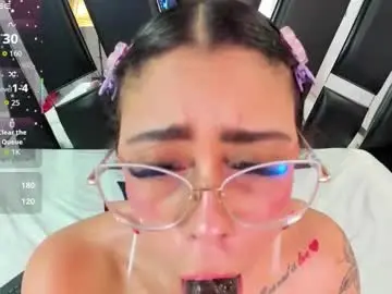 Antonellepiercee  live sex cam