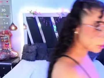 Antonellepiercee  live sex cam