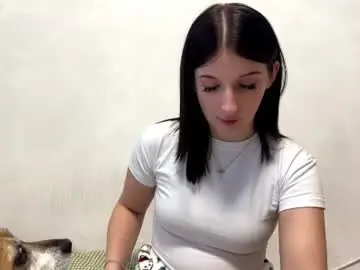 Collenebragg  live sex cam