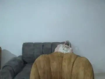 Emilyhines__  live sex cam