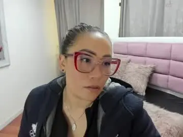 Gaby_trent  live sex cam