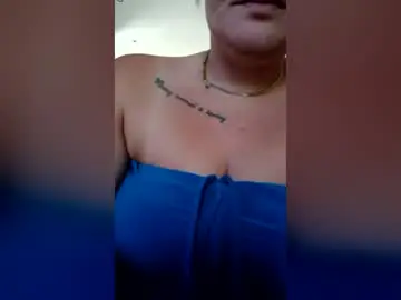 Greeksirina  live sex cam