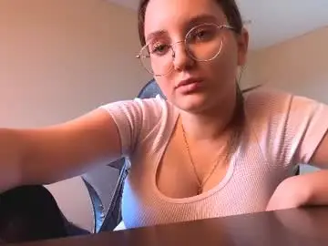 Lorettaduskey  live sex cam
