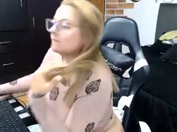 Perlagoloza05  live sex cam