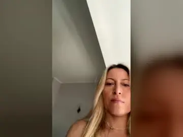 Seductive12376584  live sex cam