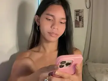 Sexy_alexa17  live sex cam