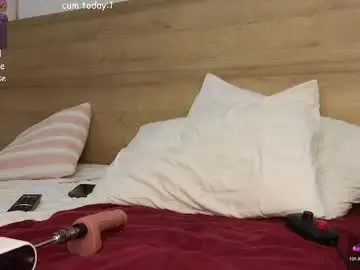 Sop_hie  live sex cam