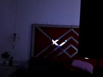 Taara_lyn  live sex cam