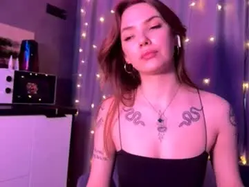 Tanaichon  live sex cam