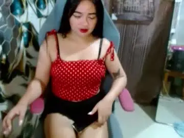 Urgirl_klea  live sex cam