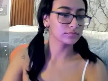 Valkyfoxxx  live sex cam