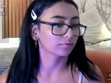 Valkyfoxxx  live sex cam