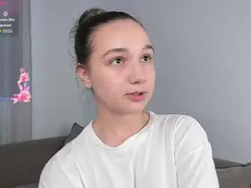 Adelexx_zll  live sex cam