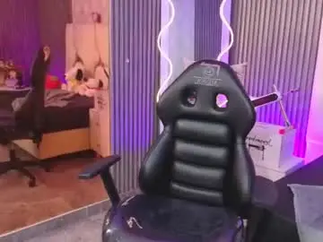 Andrea_tay1  live sex cam